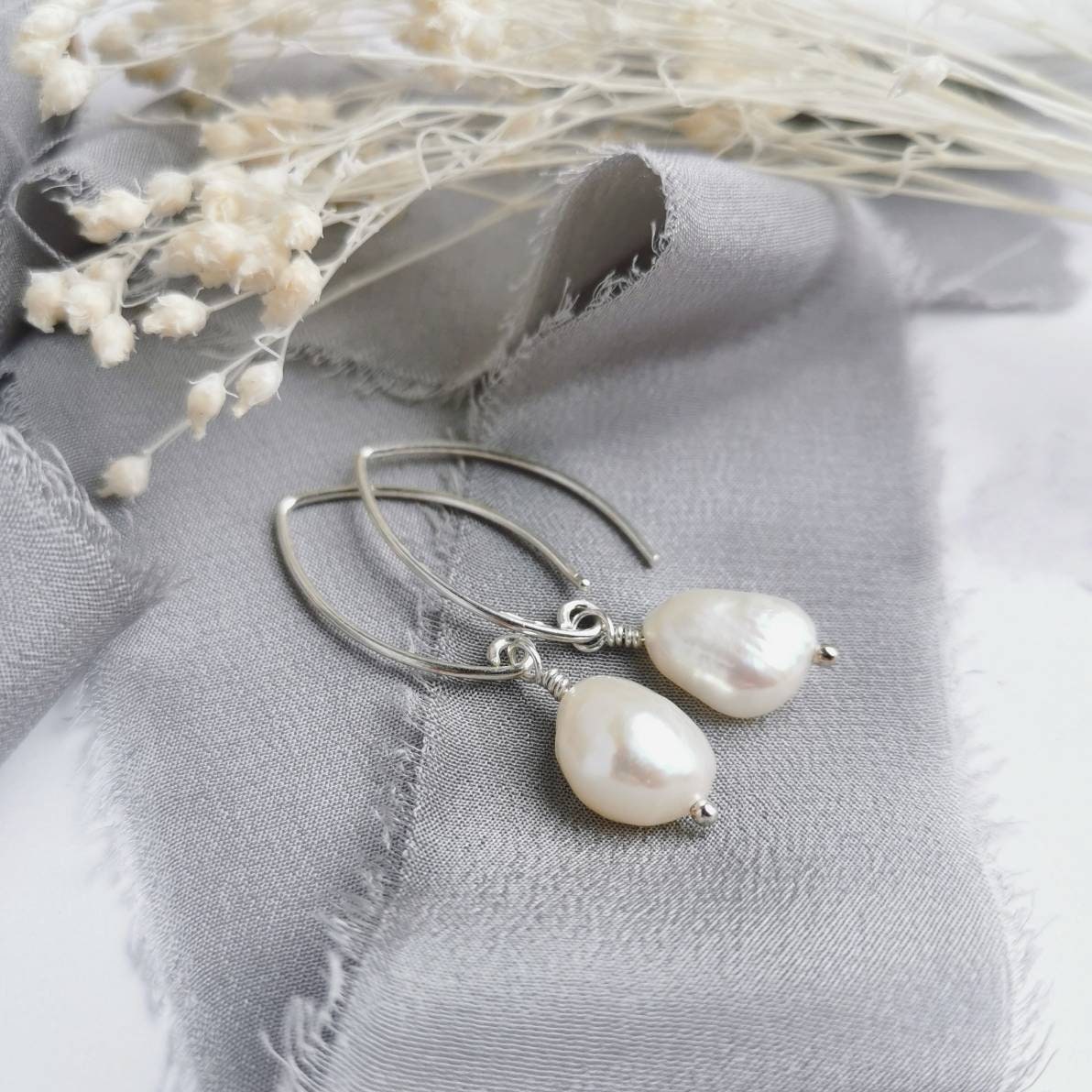SET ivory baroque Pearl earrings & necklace set - Silver or 14k Gold-filled