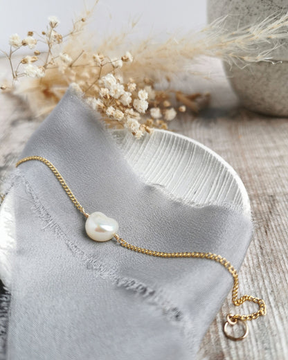 Pearl & gold bracelets - choose your pearl style