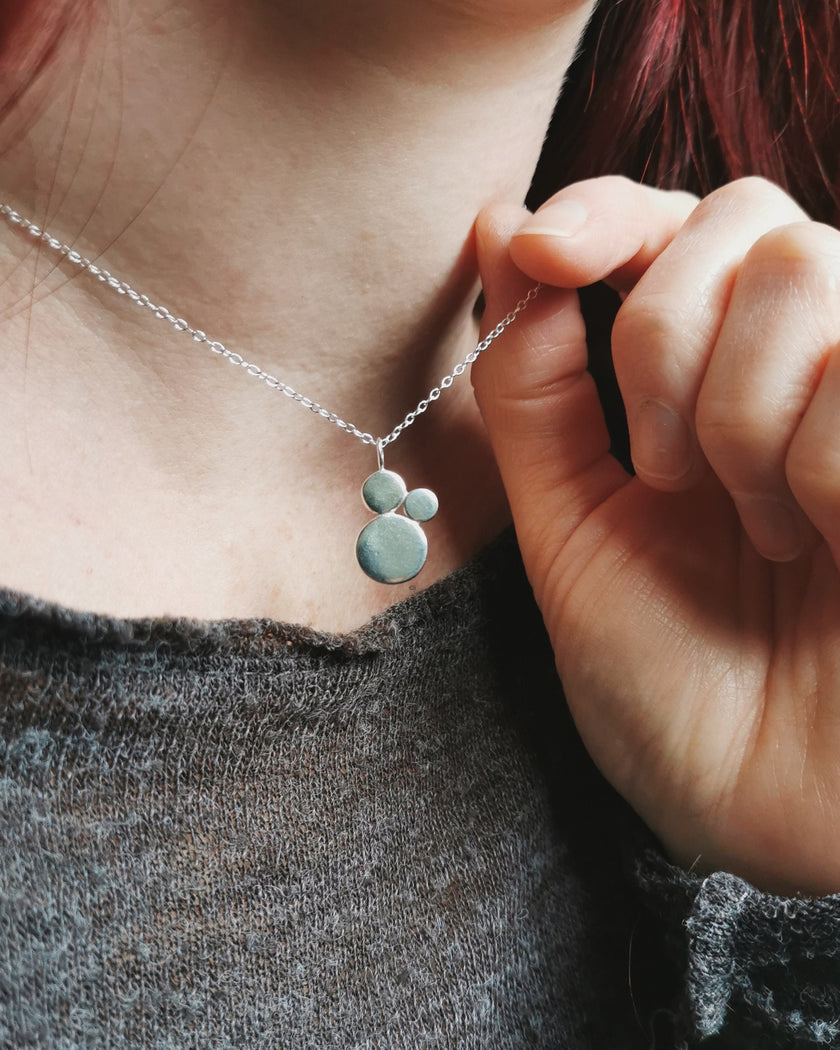 Silver Mantra 'Breathe' pendant