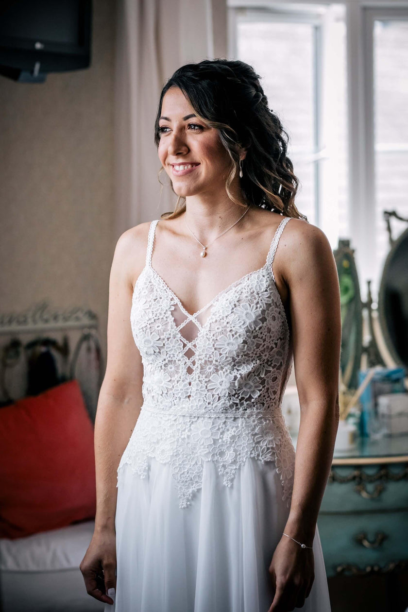 Ivory Baroque Pearl pendant - Silver or 14k Gold-filled