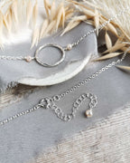 Maxi Orbit necklace with freshwater pearls (ivory or peacock purple)
