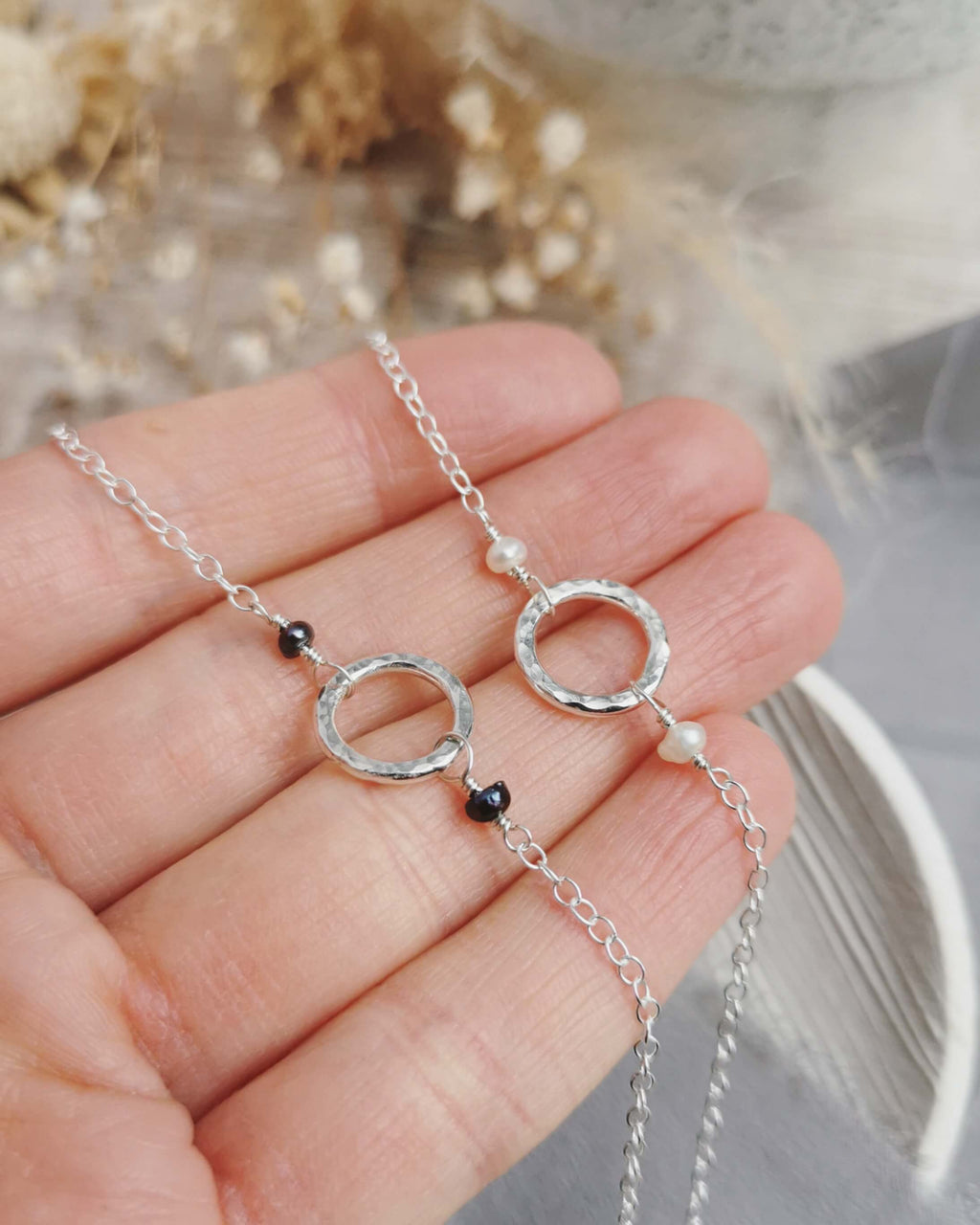 Mini Orbit bracelet with freshwater pearls (ivory or peacock purple)