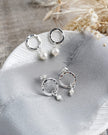 Maxi Orbit Studs - hammered Silver circles with medium freshwater pearls