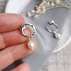 Maxi Orbit Studs - hammered Silver circles with medium freshwater pearls