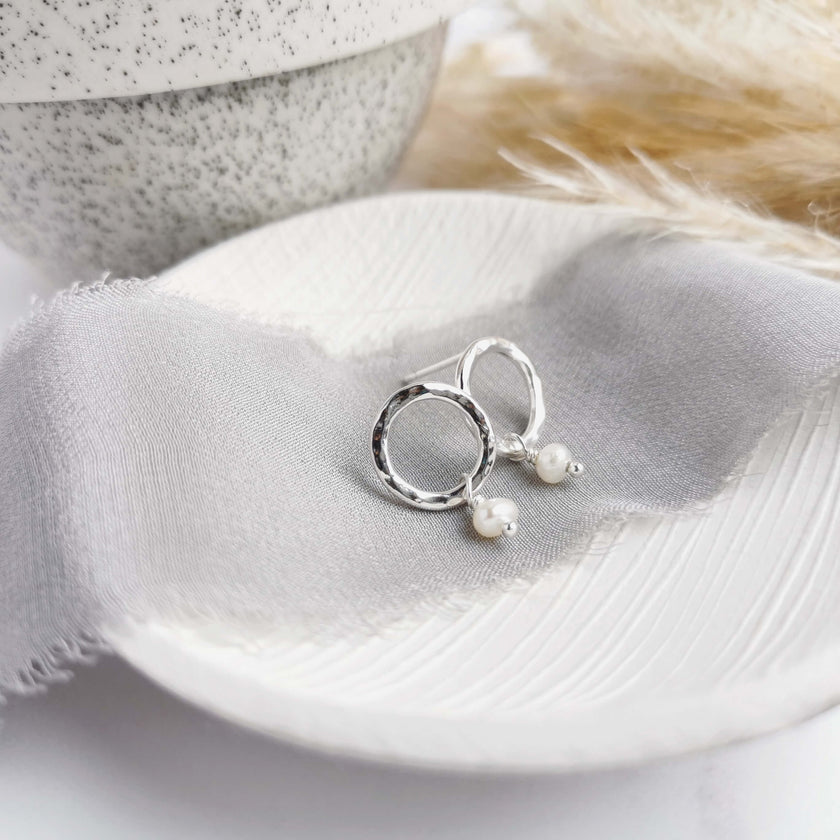 Mini Orbit Studs - hammered Silver circles with small freshwater pearls