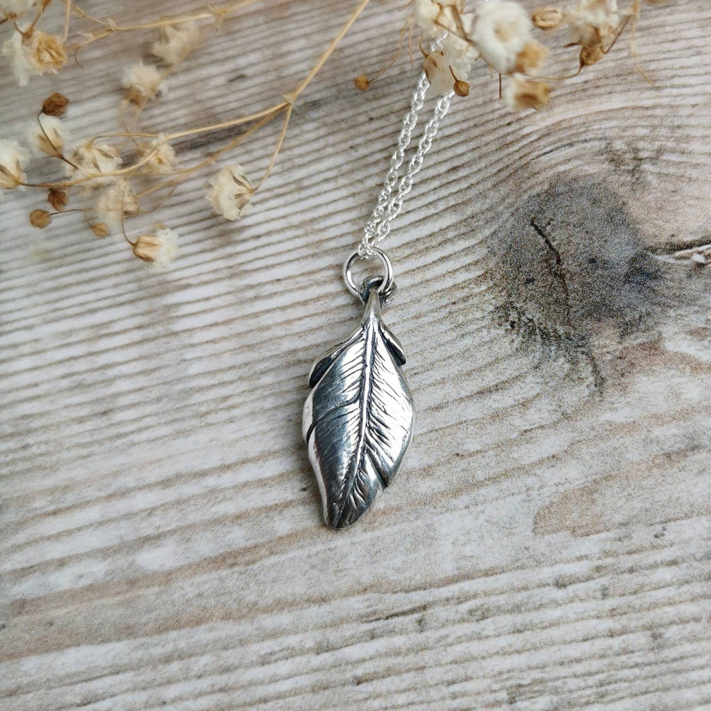 Silver Feather charm necklace - 18 inch silver chain